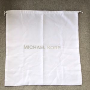 NWOT! - MICHAEL KORS Medium/Large Dust Bag